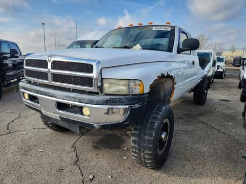 2001 Dodge Ram 2500, VIN 1B7KF23671J558863. Фото 1 из 6 с аукциона Copart. Каталог авто из США OpenDataCar.