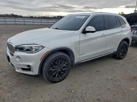 2017 Bmw X5, VIN 5UXKR0C5XH0U51937. Фото 1 з 6 з аукціону Copart. Каталог авто зі США OpenDataCar.