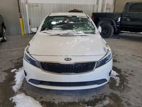 2018 Kia Forte, VIN 3KPFK4A70JE193217. Фото 5 з 6 з аукціону Copart. Каталог авто зі США OpenDataCar.