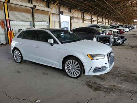 2016 Audi A3 e-tron, VIN WAUSPBFFXGA118327. Фото 4 из 6 с аукциона Copart. Каталог авто из США OpenDataCar.