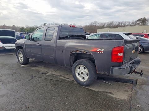2010 Chevrolet Silverado 1500, VIN 1GCSKSE3XAZ128857. Zdjęcie 2 z 6 z aukcji Copart. Katalog aut z USA OpenDataCar.