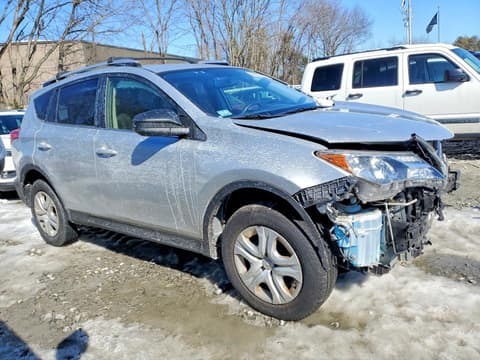 2015 Toyota RAV4, VIN JTMBFREV5FJ027827. Фото 4 з 6 з аукціону Copart. Каталог авто зі США OpenDataCar.