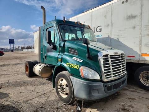 2018 Freightliner Cascadia 113, VIN 3AKBGADV0JSJL4388. Фото 1 з 6 з аукціону Copart. Каталог авто зі США OpenDataCar.