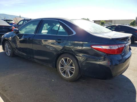 2017 Toyota Camry, VIN 4T1BF1FK5HU764500. Фото 2 з 6 з аукціону Copart. Каталог авто зі США OpenDataCar.