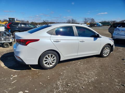 2021 Hyundai Accent, VIN 3KPC24A67ME135412. Фото 3 из 6 с аукциона Copart. Каталог авто из США OpenDataCar.