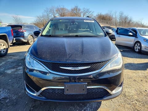 2017 Chrysler Pacifica, VIN 2C4RC1BG5HR725691. Фото 5 з 6 з аукціону Copart. Каталог авто зі США OpenDataCar.