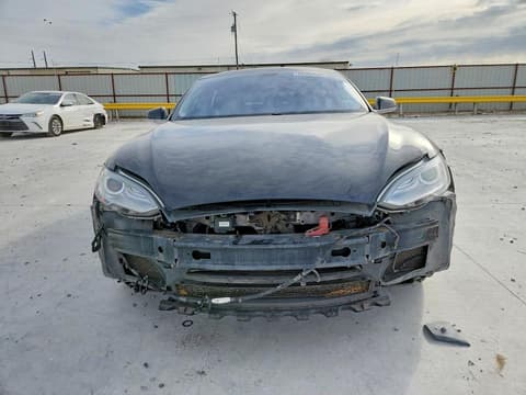 2013 Tesla Model S, VIN 5YJSA1CN4DFP20265. Фото 5 з 6 з аукціону Copart. Каталог авто зі США OpenDataCar.