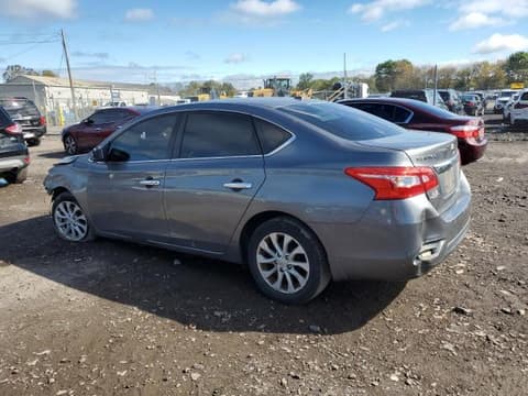 2018 Nissan Sentra, VIN 3N1AB7AP3JL662813. Фото 2 з 6 з аукціону Copart. Каталог авто зі США OpenDataCar.
