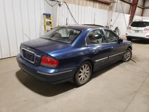2002 Hyundai Sonata, VIN KMHWF35H22A640633. Фото 3 из 6 с аукциона Copart. Каталог авто из США OpenDataCar.