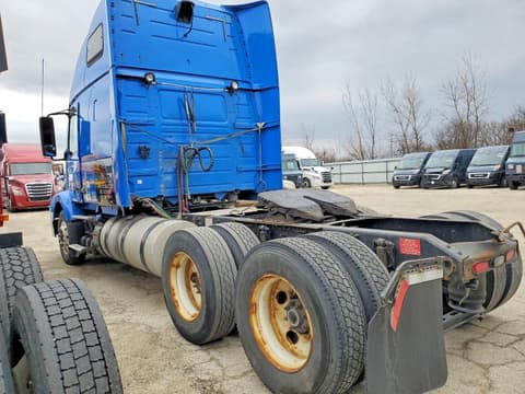 2014 Volvo VN, VIN 4V4M99DG4EN150100. Фото 3 з 6 з аукціону Copart. Каталог авто зі США OpenDataCar.