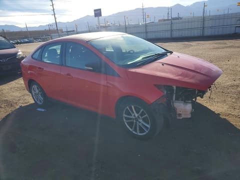 2017 Ford Focus, VIN 1FADP3F26HL247630. Фото 4 з 6 з аукціону Copart. Каталог авто зі США OpenDataCar.