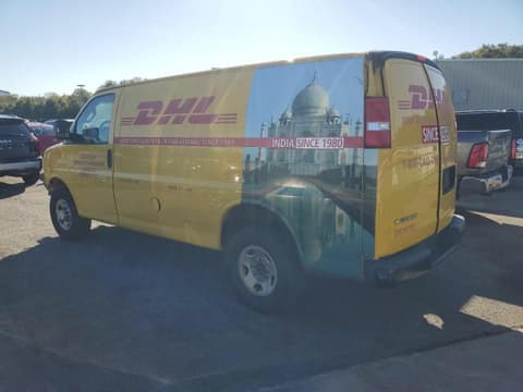 2019 Chevrolet Express 2500, VIN 1GCWGAFP4K1335825. Фото 2 з 6 з аукціону Copart. Каталог авто зі США OpenDataCar.