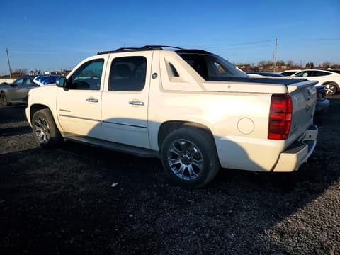 2013 Chevrolet Avalanche, VIN 3GNTKGE72DG152084. Фото 2 з 6 з аукціону Copart. Каталог авто зі США OpenDataCar.