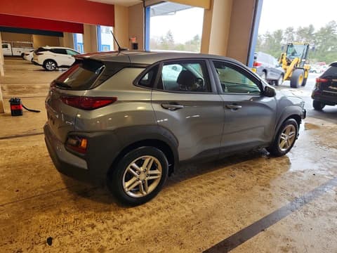 2020 Hyundai Kona, VIN KM8K1CAA1LU469380. Фото 3 з 6 з аукціону Copart. Каталог авто зі США OpenDataCar.