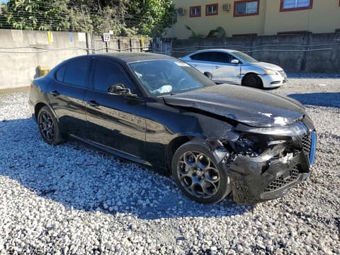2017 Alfa romeo Giulia, VIN ZARFAEDN8H7531126. Фото 4 з 6 з аукціону Copart. Каталог авто зі США OpenDataCar.
