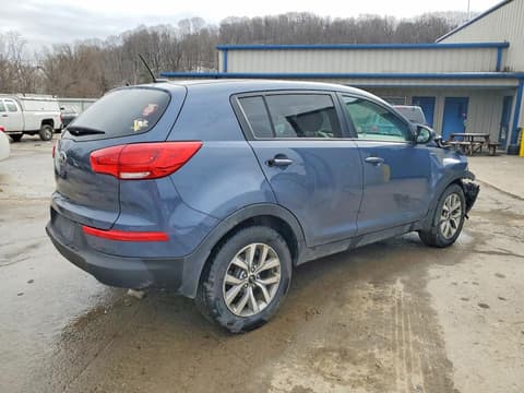2016 Kia Sportage, VIN KNDPBCAC2G7836249. Фото 3 з 6 з аукціону Copart. Каталог авто зі США OpenDataCar.