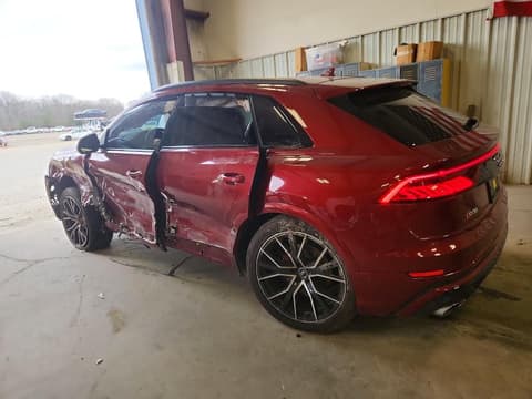 2022 Audi SQ8, VIN WA1CWBF10ND017091. Фото 2 из 6 с аукциона Copart. Каталог авто из США OpenDataCar.