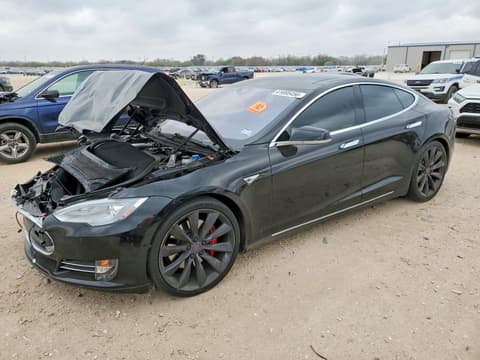 2014 Tesla Model S, VIN 5YJSA1H21EFP66250. Фото 1 з 6 з аукціону Copart. Каталог авто зі США OpenDataCar.