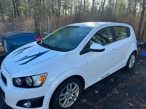 2015 Chevrolet Sonic, VIN 1G1JC6SH2F4126968. Фото 2 з 6 з аукціону Copart. Каталог авто зі США OpenDataCar.