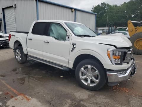 2023 Ford F-150 Lightning, VIN 1FTFW1E81PFA49194. Фото 4 з 6 з аукціону Copart. Каталог авто зі США OpenDataCar.