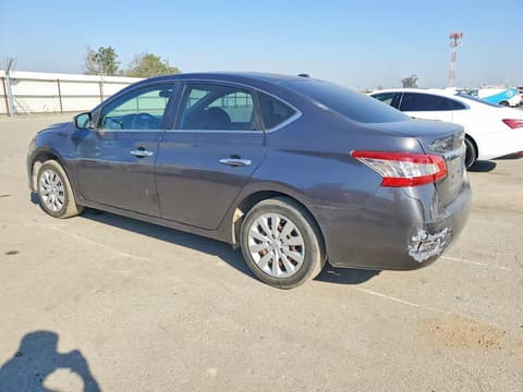 2015 Nissan Sentra, VIN 3N1AB7AP0FY284735. Фото 2 з 6 з аукціону Copart. Каталог авто зі США OpenDataCar.