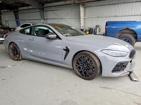 2022 Bmw M8, VIN WBSAE0C09NCK16302. Фото 4 из 6 с аукциона Copart. Каталог авто из США OpenDataCar.