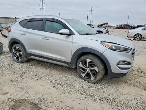 2017 Hyundai Tucson, VIN KM8J3CA21HU309991. Photo 4 of 6 from Copart auction. OpenDataCar US salvage catalog.