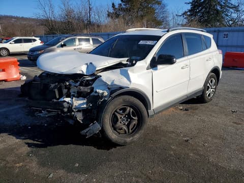 2018 Toyota RAV4, VIN JTMBFREV6JD252894. Фото 1 з 6 з аукціону Copart. Каталог авто зі США OpenDataCar.