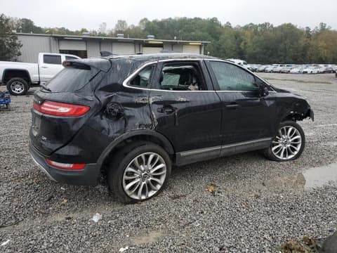 2017 Lincoln MKC, VIN 5LMCJ3C93HUL50452. Фото 3 из 6 с аукциона Copart. Каталог авто из США OpenDataCar.