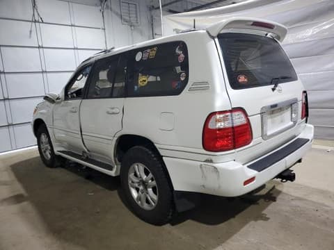 2003 Lexus LX 470, VIN JTJHT00W133528189. Фото 2 з 6 з аукціону Copart. Каталог авто зі США OpenDataCar.