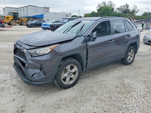 2021 Toyota RAV4, VIN 2T3W1RFV5MW107478. Фото 1 з 6 з аукціону Copart. Каталог авто зі США OpenDataCar.