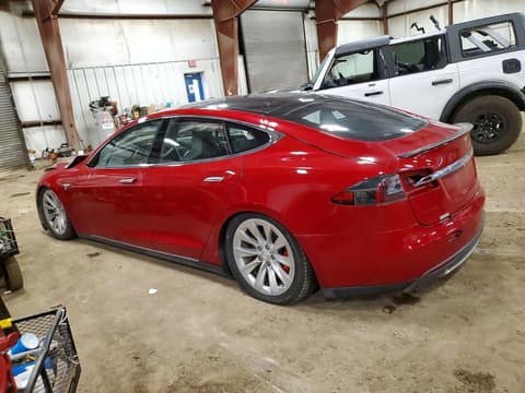 2015 Tesla Model S, VIN 5YJSA1V43FF097373. Фото 2 з 6 з аукціону Copart. Каталог авто зі США OpenDataCar.