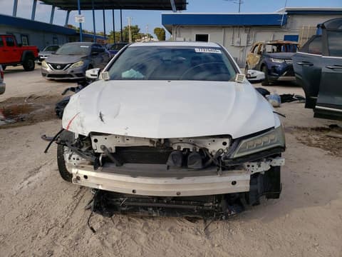 2015 Acura TLX, VIN 19UUB1F38FA010279. Фото 5 з 6 з аукціону Copart. Каталог авто зі США OpenDataCar.