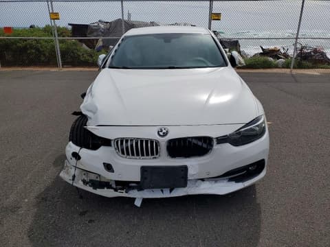 2017 Bmw 3 Series, VIN WBA8B9G30HNU55525. Фото 5 из 6 с аукциона Copart. Каталог авто из США OpenDataCar.