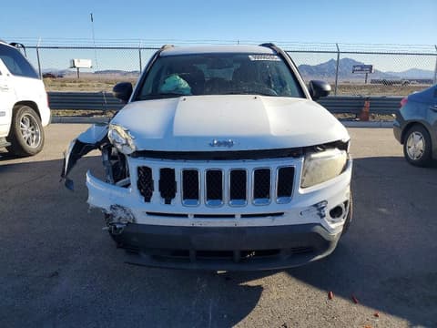 2016 Jeep Compass, VIN 1C4NJCBA5GD665179. Фото 5 з 6 з аукціону Copart. Каталог авто зі США OpenDataCar.