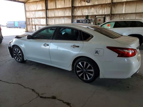 2017 Nissan Altima, VIN 1N4AL3AP7HC218073. Фото 2 з 6 з аукціону Copart. Каталог авто зі США OpenDataCar.