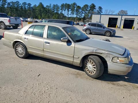 2008 Mercury Grand Marquis, VIN 2MEFM75VX8X658156. Фото 4 з 6 з аукціону Copart. Каталог авто зі США OpenDataCar.