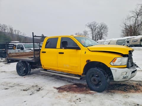 2013 Ram 3500, VIN 3C7WRTCL0DG584380. Zdjęcie 4 z 6 z aukcji Copart. Katalog aut z USA OpenDataCar.