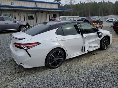 2019 Toyota Camry, VIN 4T1B61HK4KU239108. Фото 3 з 6 з аукціону Copart. Каталог авто зі США OpenDataCar.