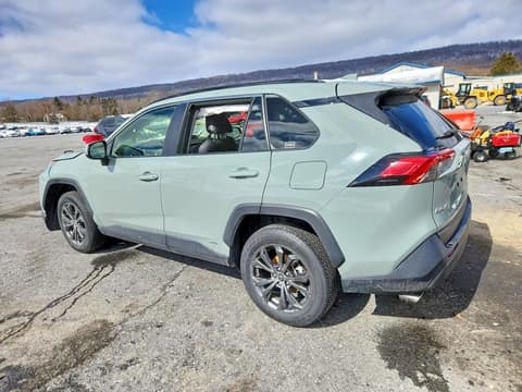 2022 Toyota RAV4, VIN JTMB6RFV6ND055759. Фото 2 з 6 з аукціону Copart. Каталог авто зі США OpenDataCar.