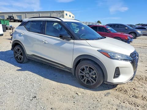 2024 Nissan Kicks, VIN 3N1CP5DV0RL521752. Zdjęcie 4 z 6 z aukcji Copart. Katalog aut z USA OpenDataCar.