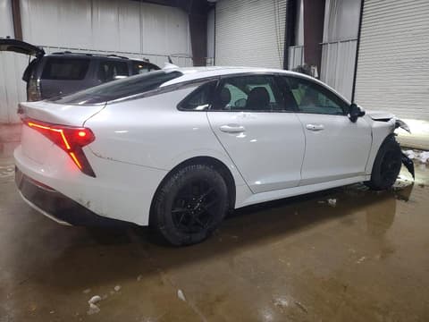 2025 Kia K5, VIN KNAG24J78S5285268. Фото 3 з 6 з аукціону Copart. Каталог авто зі США OpenDataCar.