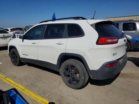 2016 Jeep Cherokee, VIN 1C4PJLCB6GW184295. Фото 2 из 6 с аукциона Copart. Каталог авто из США OpenDataCar.