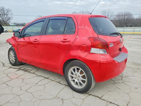 2011 Toyota Yaris, VIN JTDKT4K31B5340228. Фото 2 з 6 з аукціону Copart. Каталог авто зі США OpenDataCar.