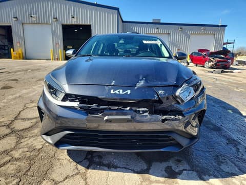 2022 Kia Forte, VIN 3KPF24AD6NE440865. Фото 5 з 6 з аукціону Copart. Каталог авто зі США OpenDataCar.