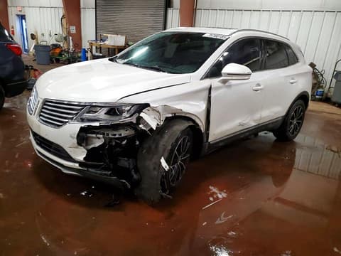 2017 Lincoln MKC, VIN 5LMCJ3D92HUL40851. Фото 1 з 6 з аукціону Copart. Каталог авто зі США OpenDataCar.