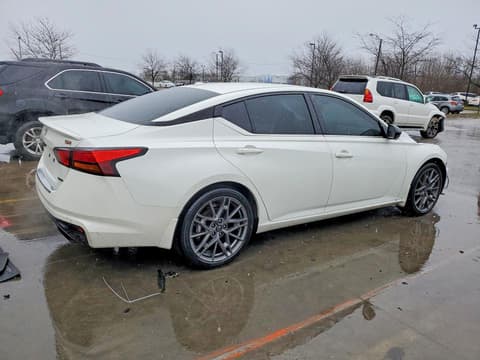 2023 Nissan Altima, VIN 1N4AL4CV1PN338391. Фото 3 з 6 з аукціону Copart. Каталог авто зі США OpenDataCar.