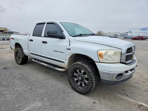 2007 Dodge Ram 1500, VIN 1D7HU18227S273299. Фото 4 з 6 з аукціону Copart. Каталог авто зі США OpenDataCar.