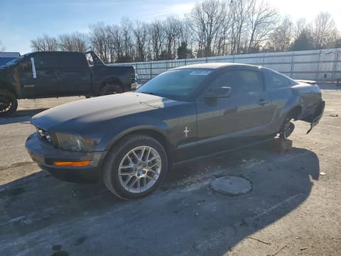 2007 Ford Mustang, VIN 1ZVFT80N175333930. Фото 1 з 6 з аукціону Copart. Каталог авто зі США OpenDataCar.