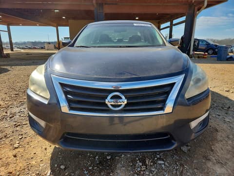 2015 Nissan Altima, VIN 1N4AL3AP8FC235641. Фото 5 з 6 з аукціону Copart. Каталог авто зі США OpenDataCar.